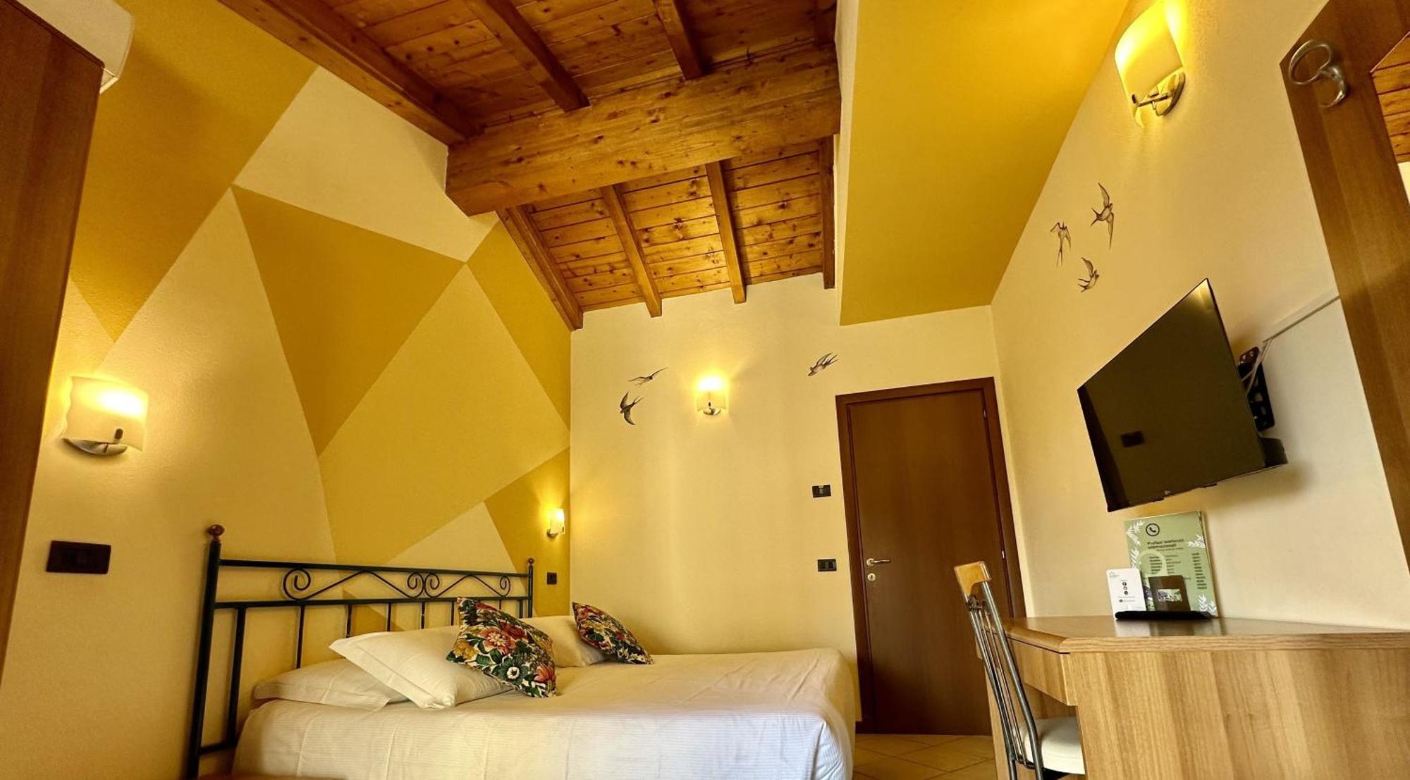 Dependance Pesce D'Oro Hotell Verbania Eksteriør bilde
