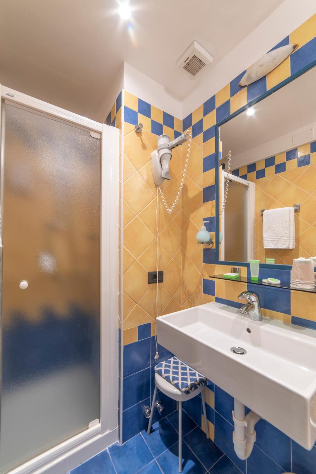 Dependance Pesce D'Oro Hotell Verbania Eksteriør bilde